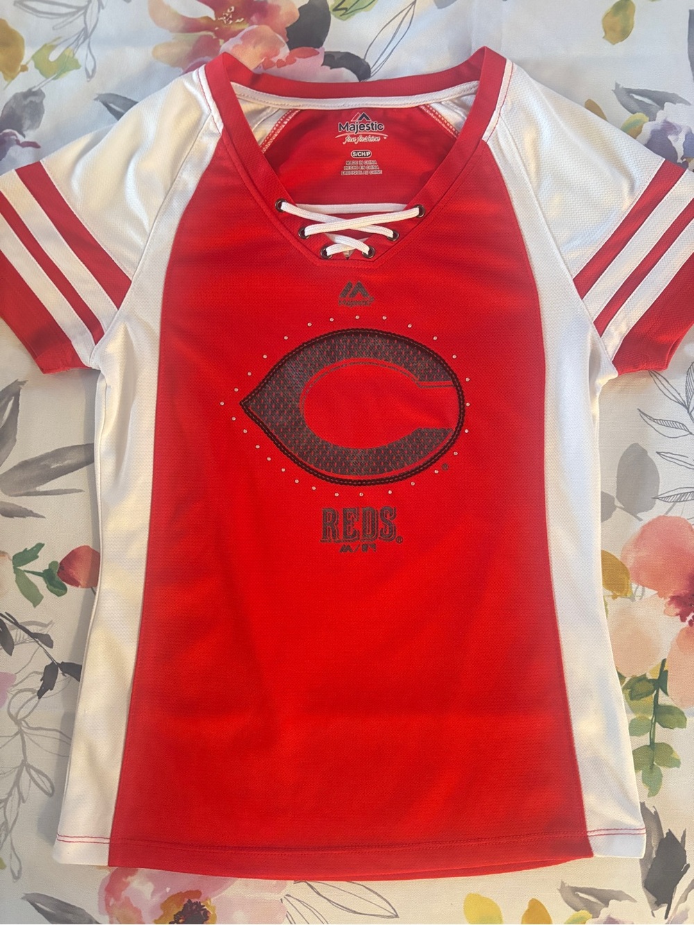 Majestic Women’s Cincinnati Reds Red & White Lace-Up Jersey Top